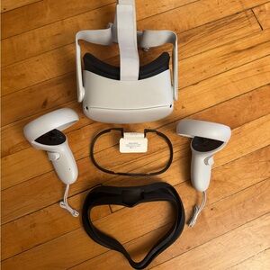 Oculus VR Headset with Controllers